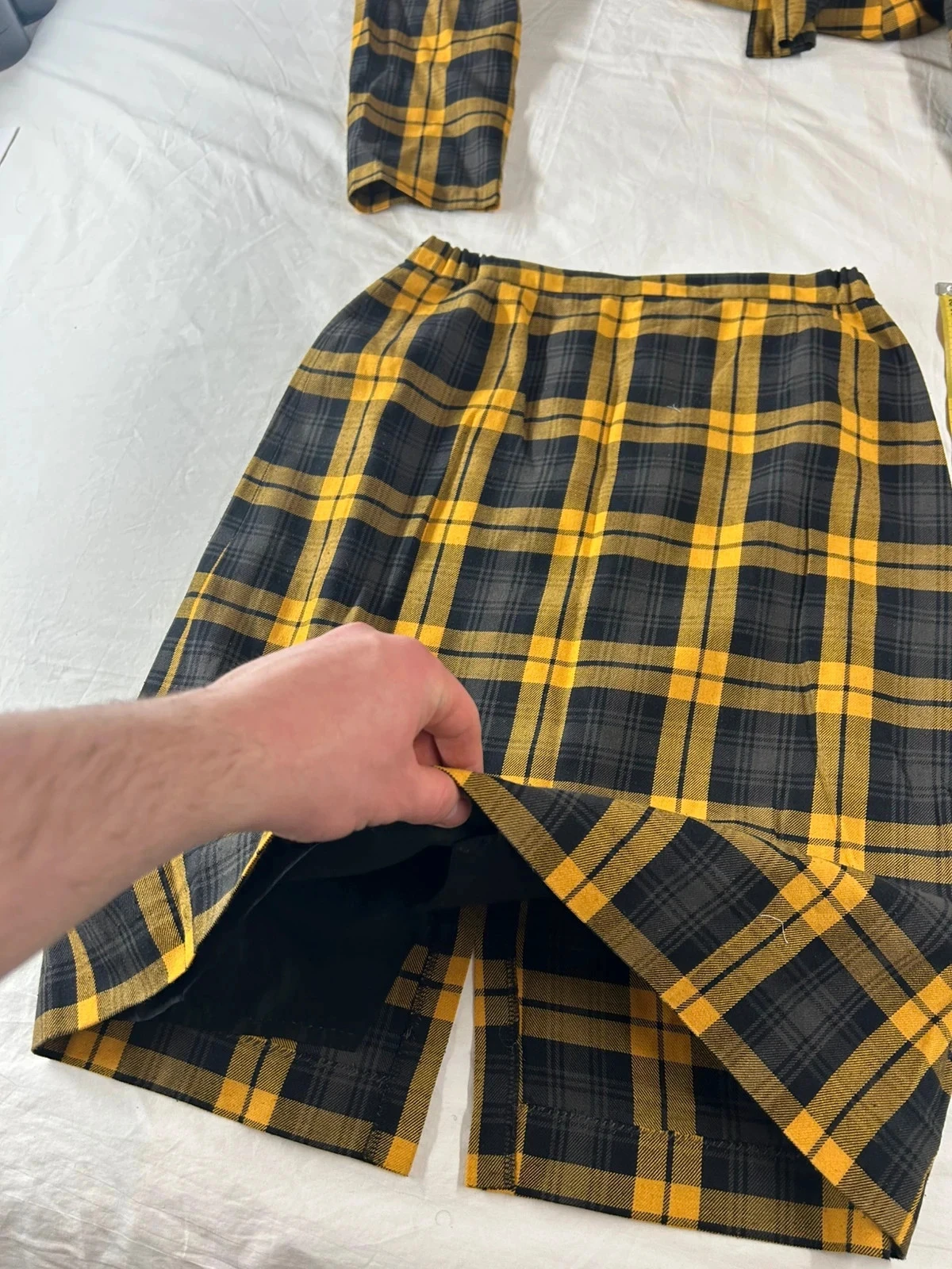 Vintage black and yellow plaid Régine blazer skirt combo set – photo 11